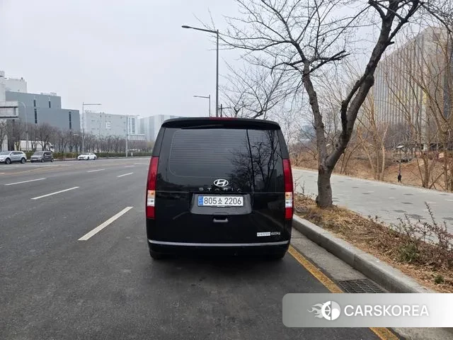 Hyundai Staria 2025 Черный из Кореи, фото 6