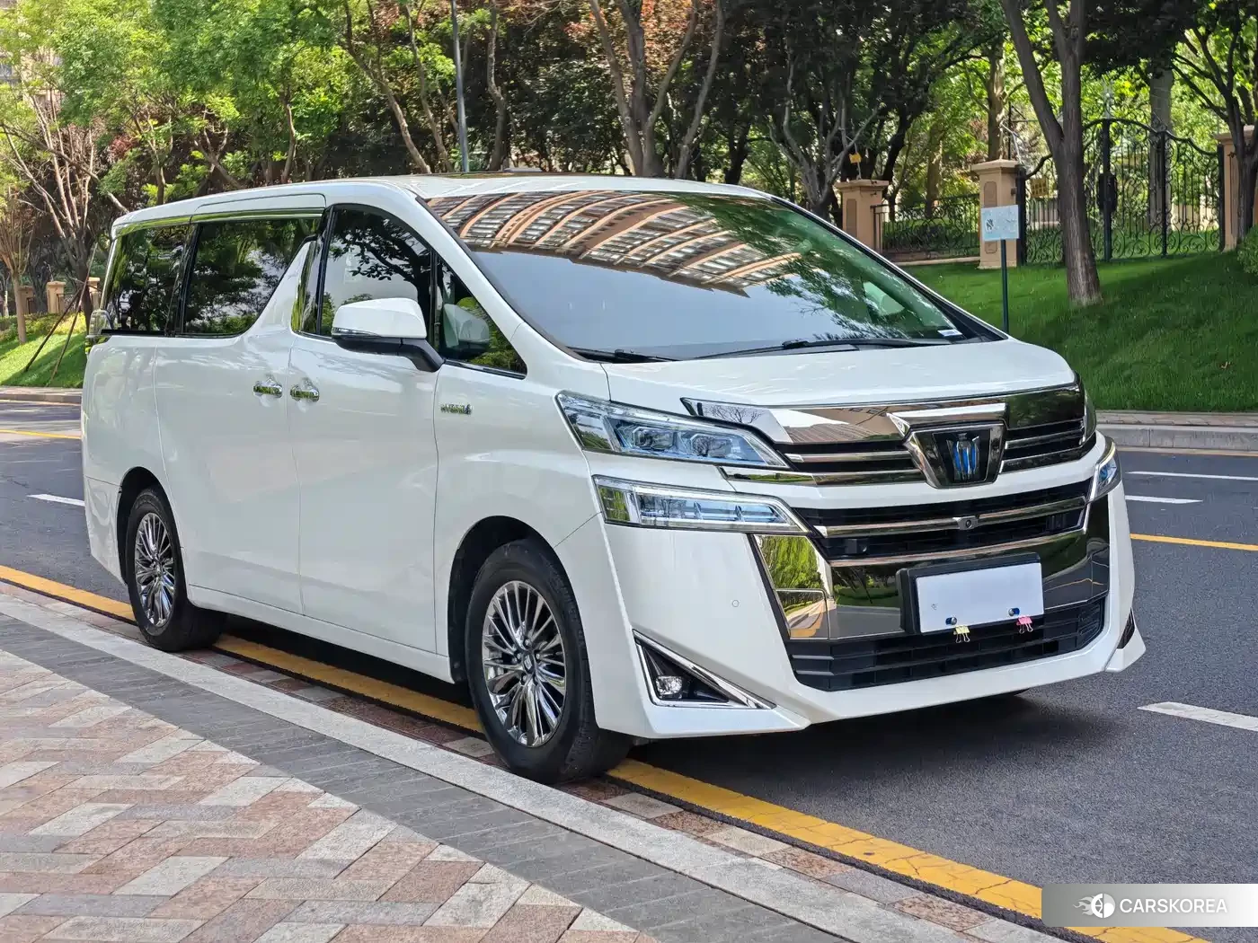 Toyota Vellfire id 4559651 из Китая 11