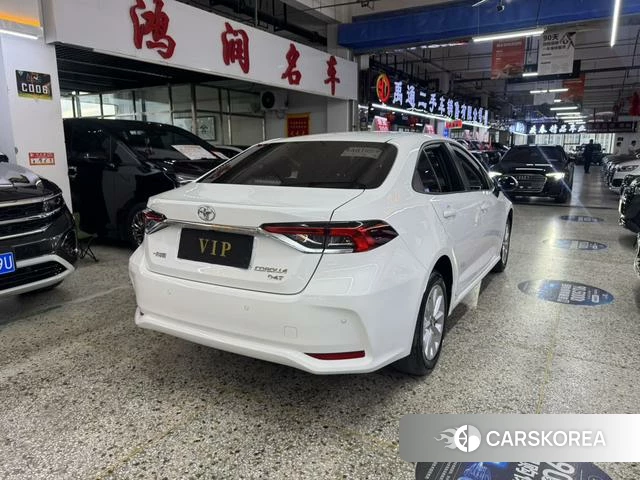 Toyota Corolla 2021 Белый из Китая, фото 4