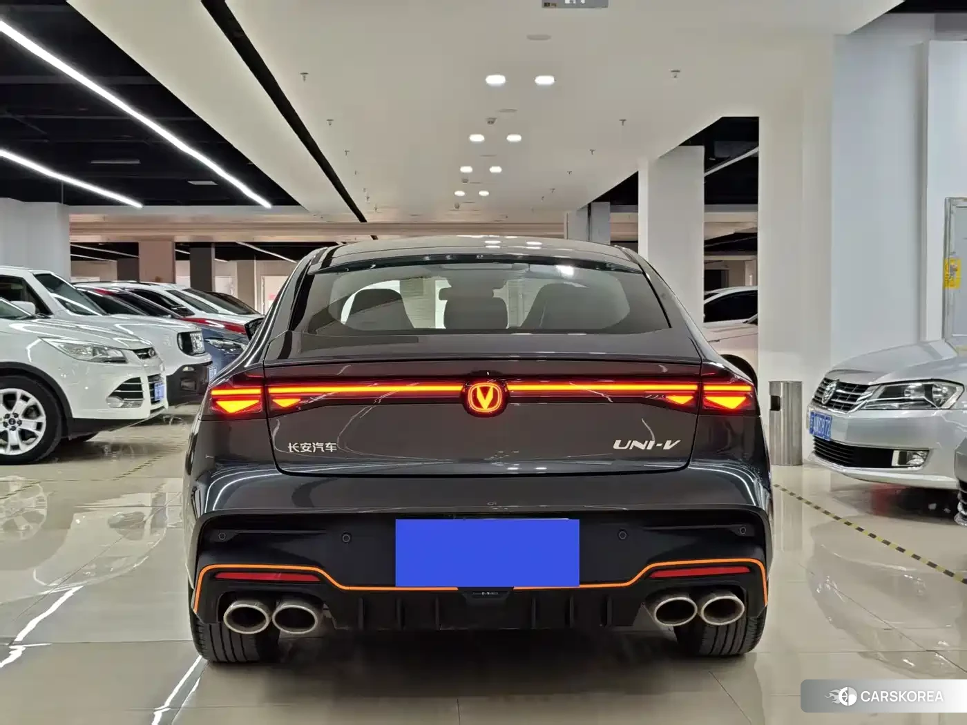 Chang'an UNI-V 2026 Silver/gray из Китая, фото 4