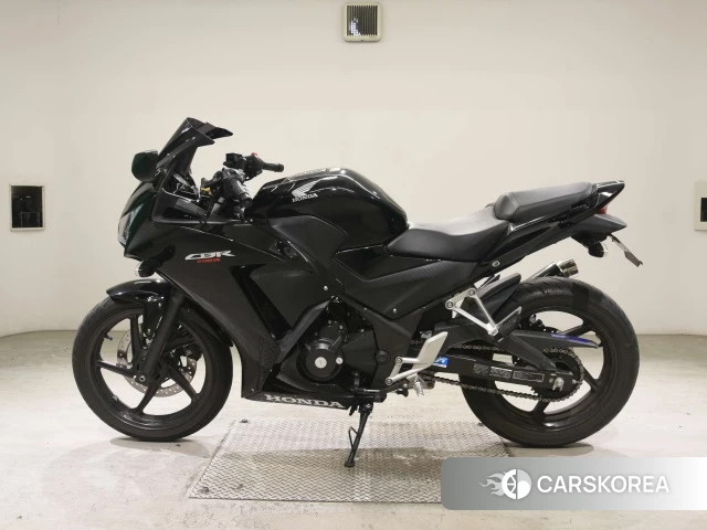 Проданный Honda CBR250R ABS 2016 из Японии, фото 2