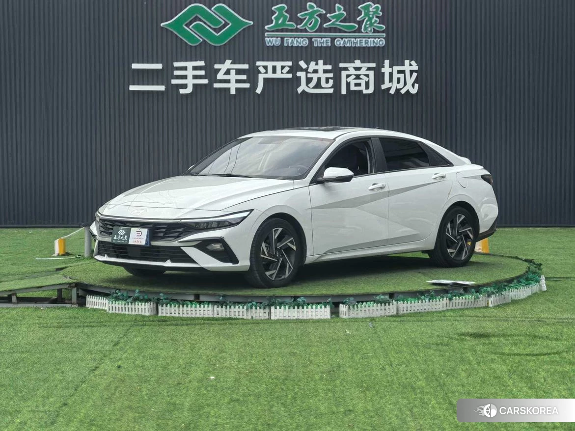 Hyundai Elantra id 4504970 из Китая 15