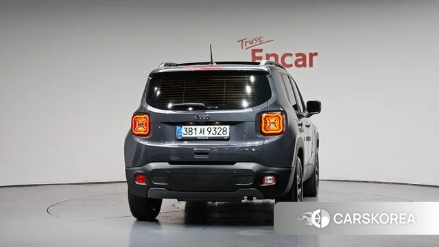 Jeep Renegade id 4650058 из Кореи 31