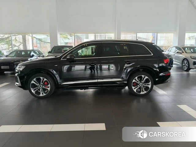 Audi Q7 id 4208618 из Китая 15