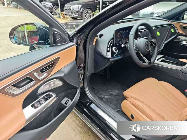 Mercedes-Benz E-class id 3993389 из Китая 16