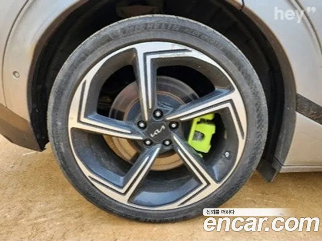 Kia EV6 id 2644355 из Кореи 8