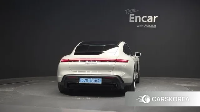 Porsche Taycan id 3442514 из Кореи 14