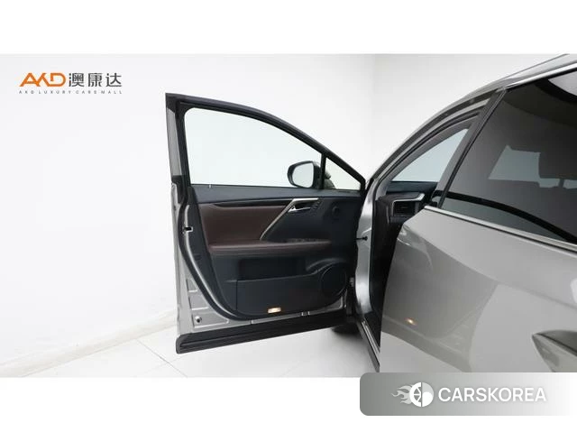 Lexus RX 2022 Серебристо-серый из Китая, фото 4