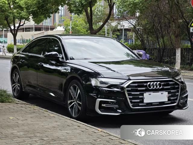 Audi A6L id 3913965 из Китая 10
