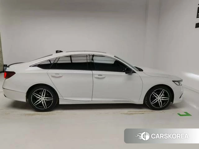 Honda Accord id 4238048 из Китая 11