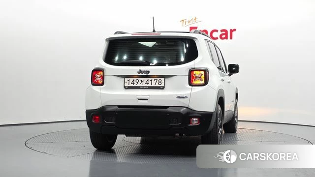 Jeep Renegade id 4361696 из Кореи 28