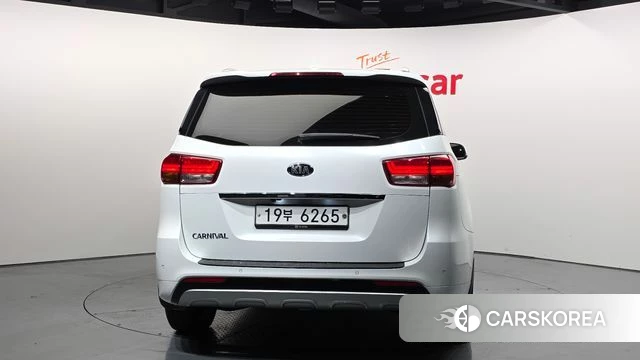 Kia All New Carnival id 3925203 из Кореи 14