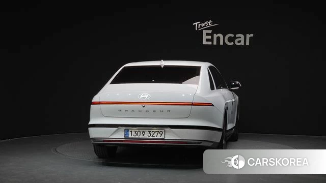 Hyundai Grandeur Hybrid (GN7) id 4201384 из Кореи 14
