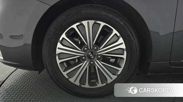 Kia All New K7 Hybrid id 4294959 из Кореи 28