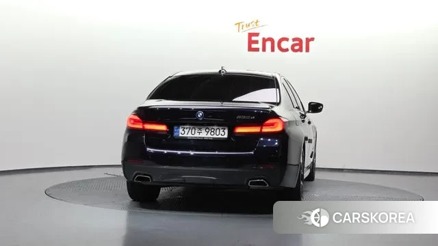 BMW 5 Series (G30) id 3037491 из Кореи 14