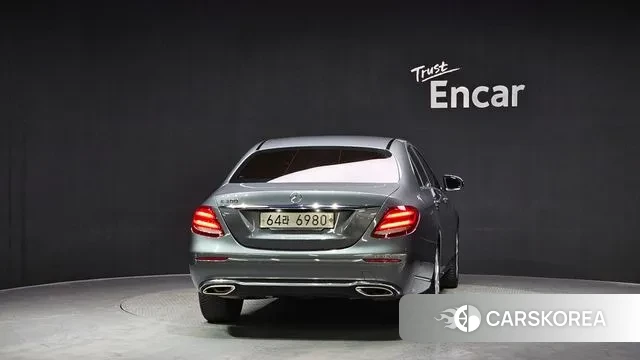 Mercedes-Benz E-Class W213 id 3698657 из Кореи 14