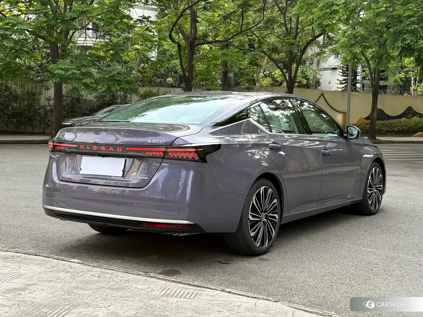 Nissan Teana id 4512931 из Китая 10