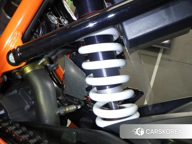 KTM 1290 SUPER DUKE R id 3939654 из Японии 28