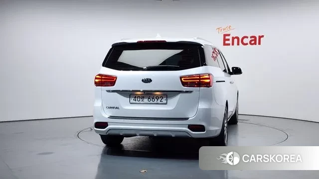 Kia The New Carnival id 3562963 из Кореи 14