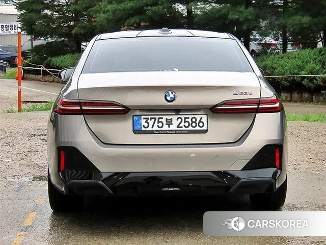 BMW 5 Series (G60) id 4612271 из Кореи 14