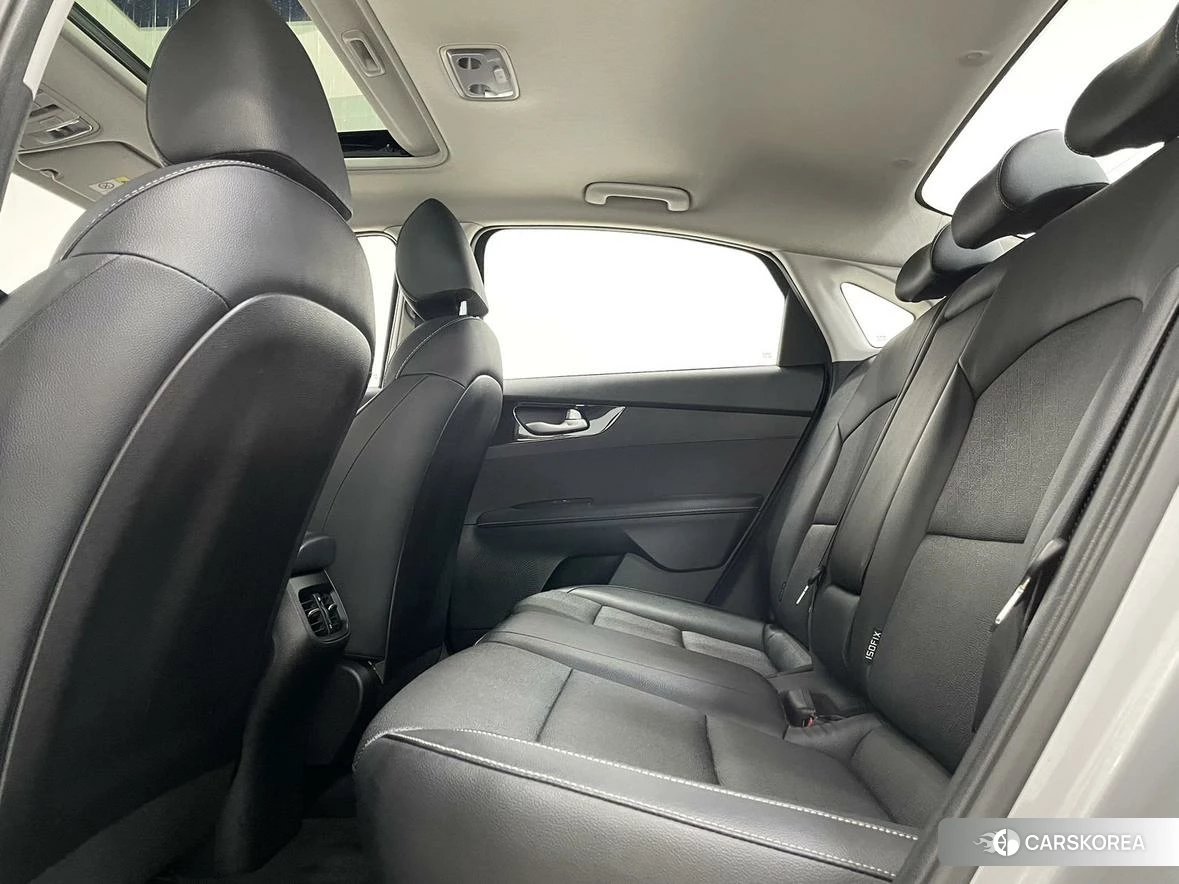 Kia K3 id 4479632 из Китая 15