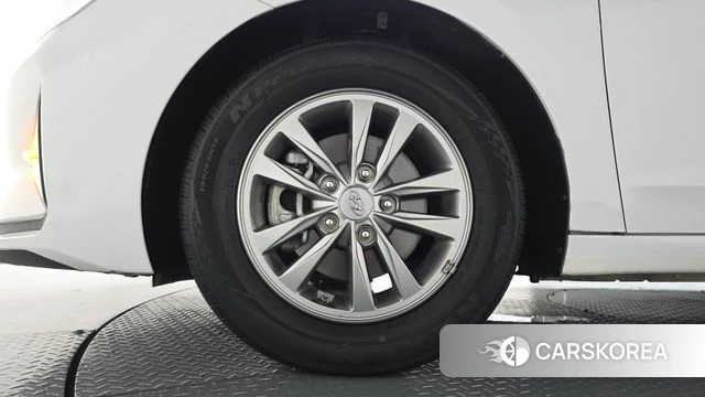 Hyundai The New Avante AD id 4642520 из Кореи 24