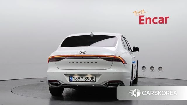 Hyundai The New Grandeur IG id 4330927 из Кореи 14