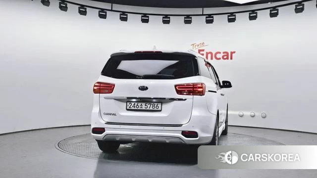 Kia The New Carnival id 4595119 из Кореи 24