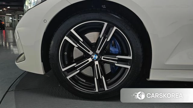 BMW 3 Series (G20) id 4329370 из Кореи 29