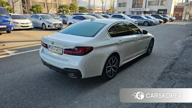 BMW 5 Series (G30) id 3529776 из Кореи 14