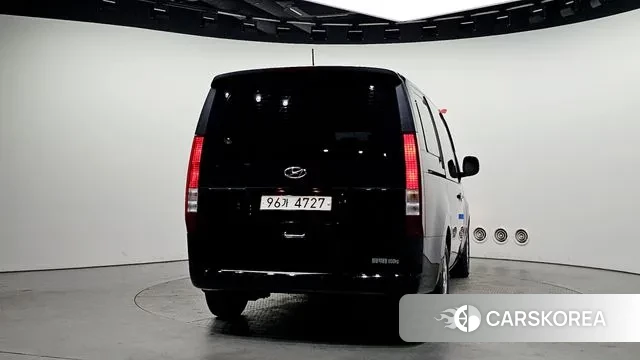 Hyundai Staria id 3671119 из Кореи 14