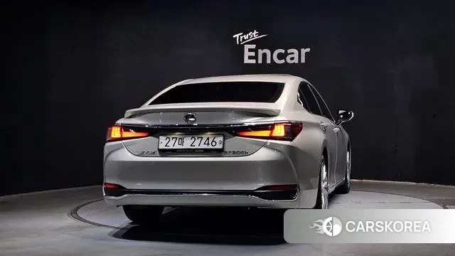 Lexus ES300h 7th generation id 3480170 из Кореи 14