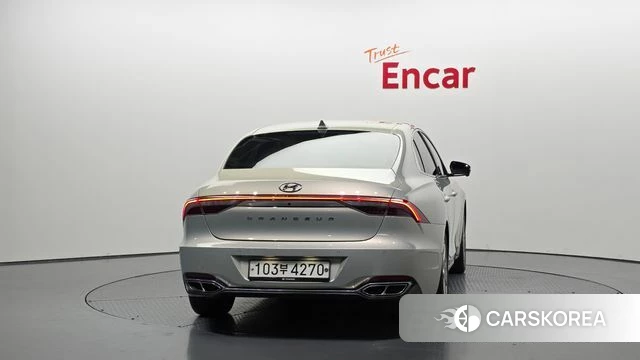 Hyundai The New Grandeur IG Hybrid id 4304424 из Кореи 25