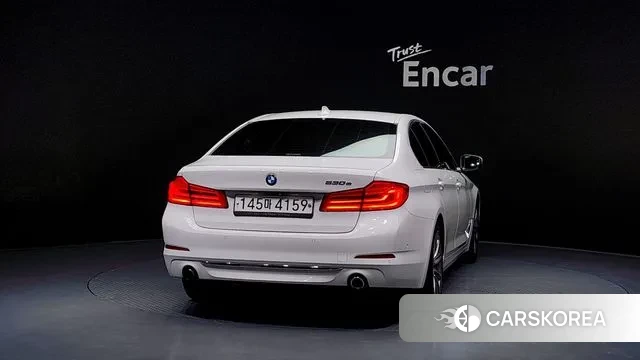 BMW 5 Series (G30) id 3412813 из Кореи 14