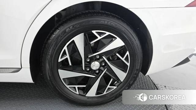 Hyundai The New Grandeur IG Hybrid id 3871356 из Кореи 14