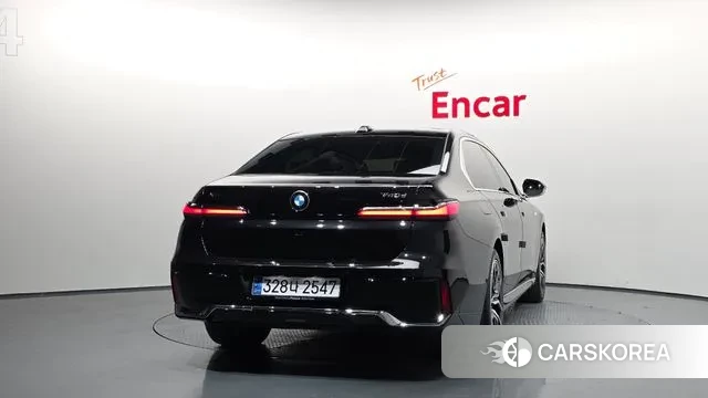 BMW 7 Series (G70) id 3517556 из Кореи 14