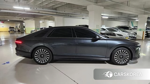 Hyundai Grandeur (GN7) 2023 Серый из Кореи, фото 4