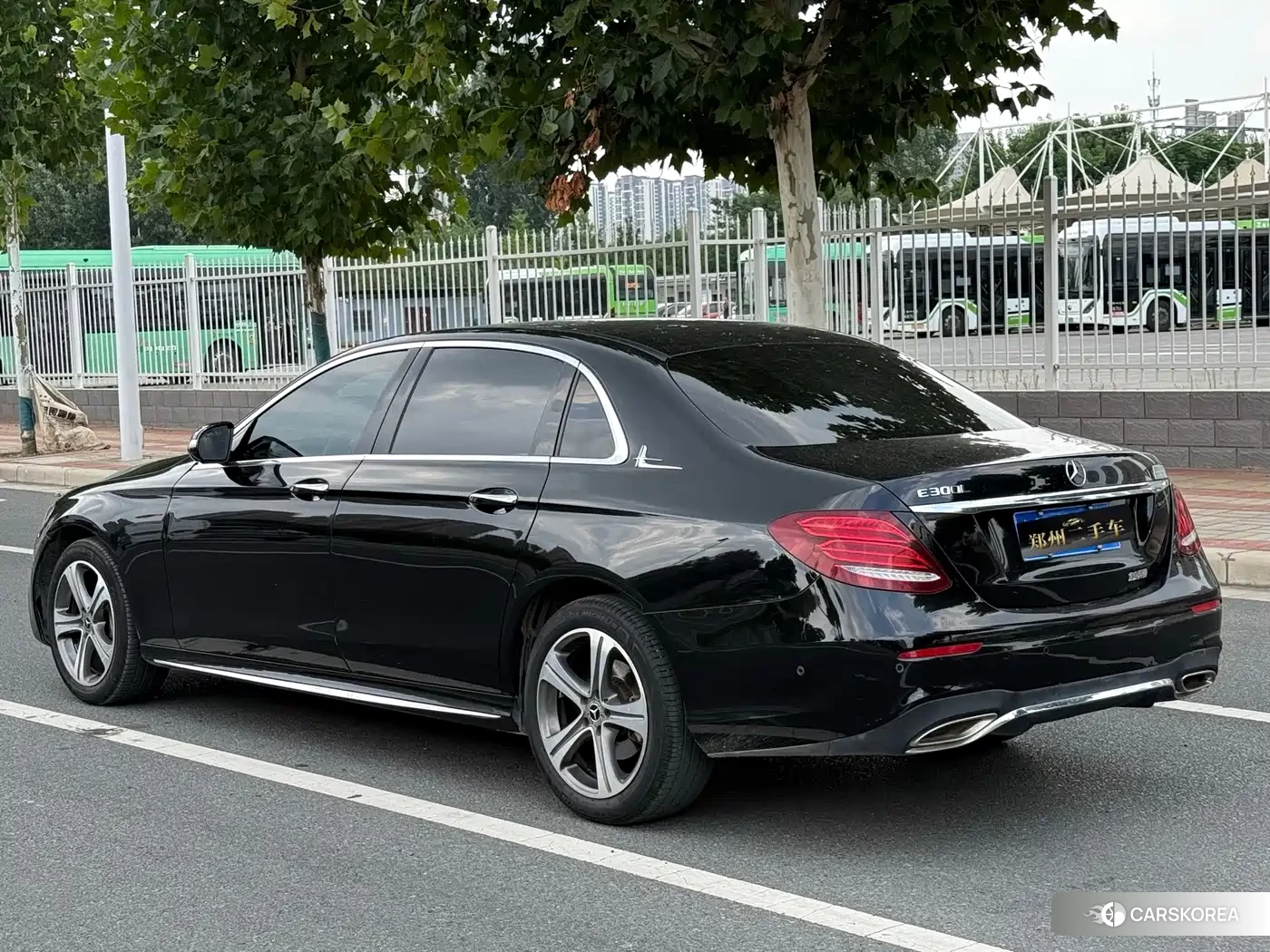 Mercedes-Benz E-Class id 4669479 из Китая 15