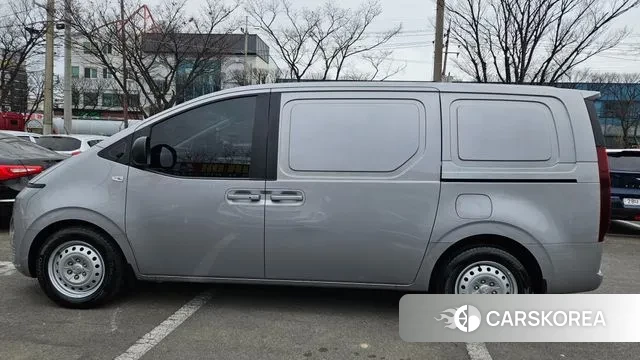 Hyundai Staria id 3679875 из Кореи 14