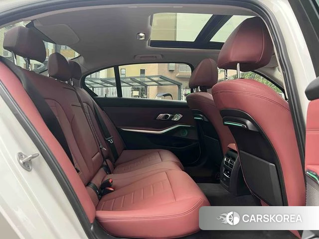 BMW 3 series id 4261906 из Китая 29