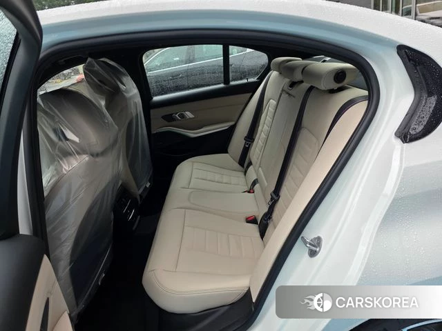 BMW 3 Series (G20) 2025 Белый из Кореи, фото 4