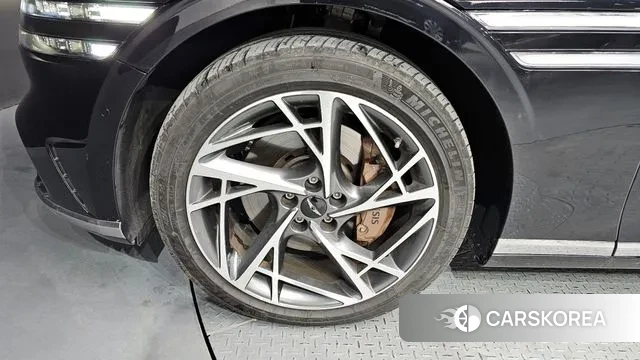 Genesis G90 (RS4) id 3599689 из Кореи 14