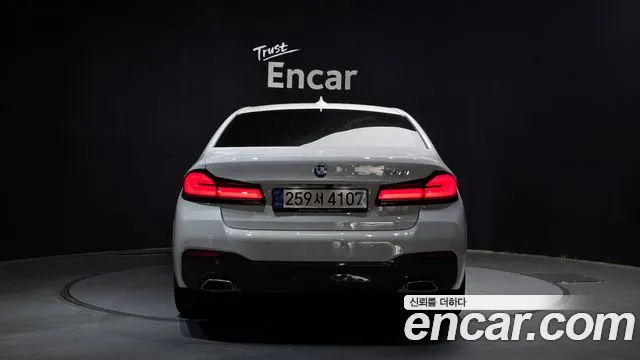 BMW 5 Series (G30) id 2640894 из Кореи 14