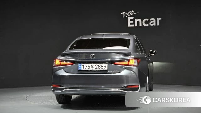 Lexus ES300h 7th generation id 4185928 из Кореи 26