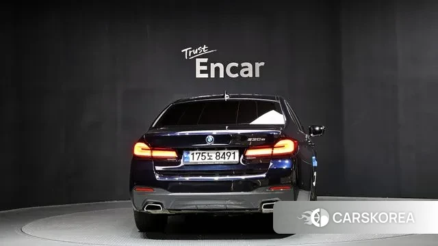 BMW 5 Series (G30) id 3463232 из Кореи 14