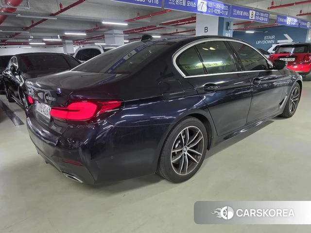 BMW 5 Series (G30) id 3865437 из Кореи 14