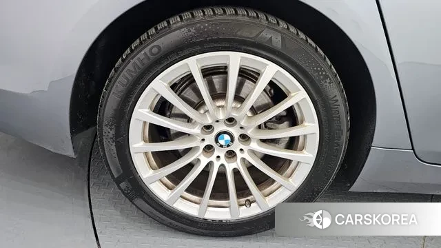 BMW 5 Series (G30) id 3709007 из Кореи 14