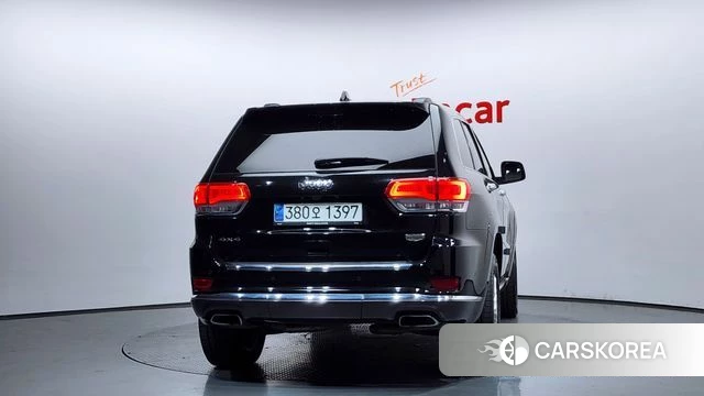 Jeep Grand Cherokee id 4268585 из Кореи 32