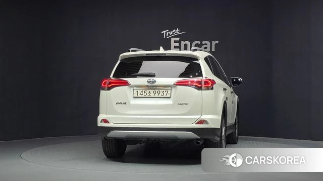 Toyota RAV4 id 4689343 из Кореи 14