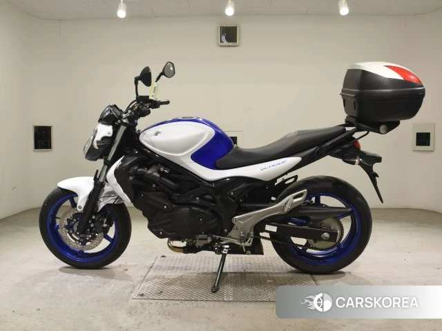 Проданный Suzuki GLADIUS 400 2014 из Японии, фото 2